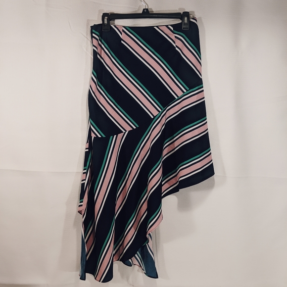 Bar III Skirt Size 4 - Picture 4 of 7